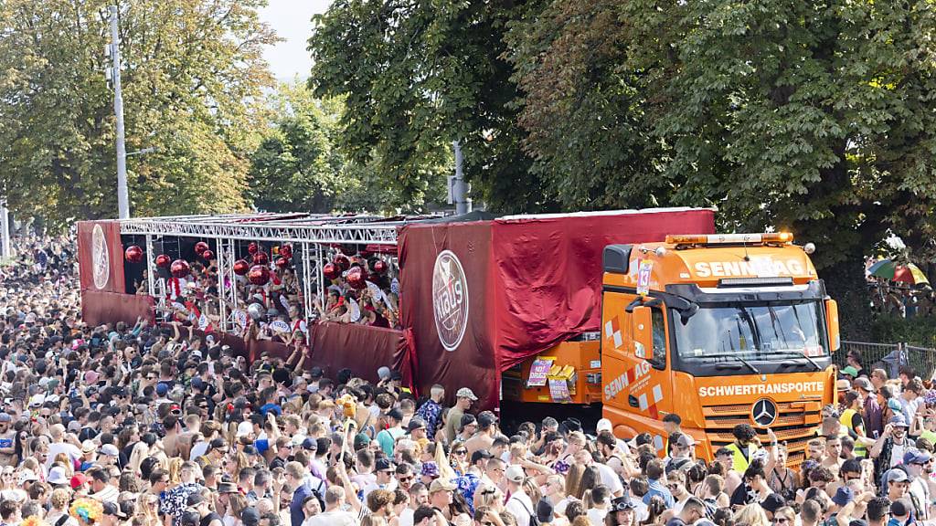 Hunderttausende Technofans zur 31. Street Parade in Zürich erwartet