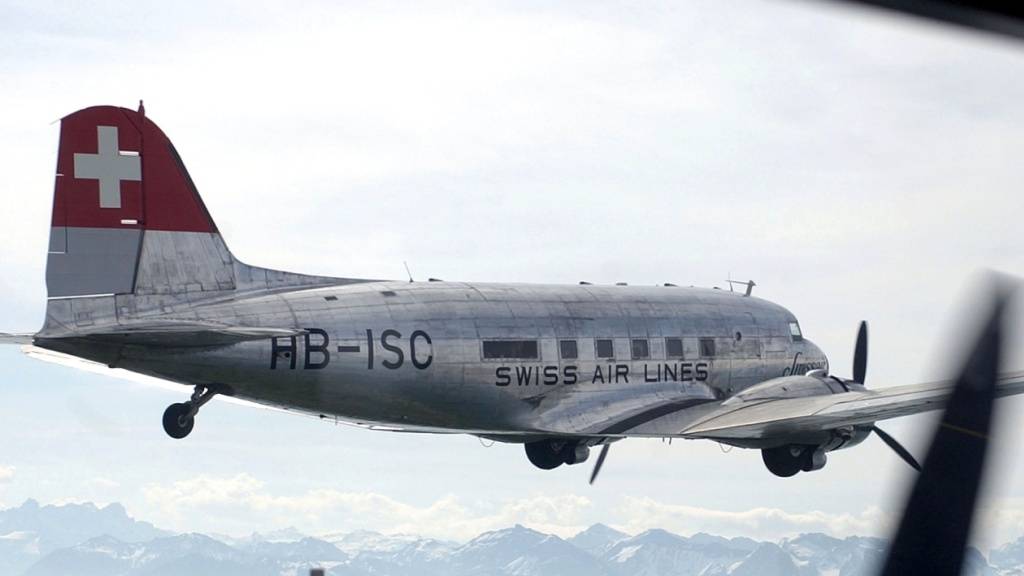 Eine Douglas DC-3 der Swissair stürzte am 18. Juni 1957 bei einem Trainingsflug über dem Bodensee ab. (Archivbild)