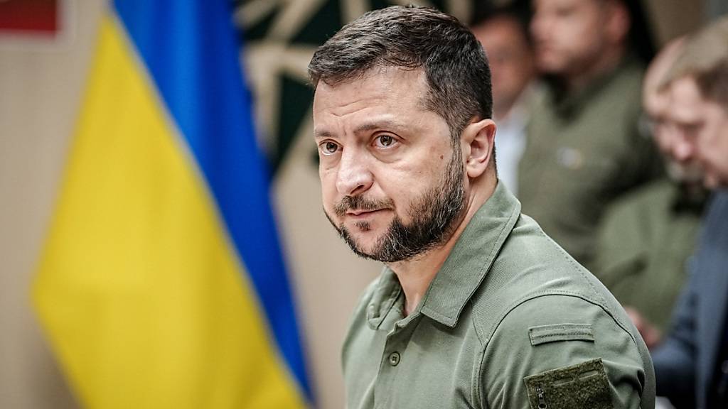 ARCHIV - Wolodymyr Selenskyj: «Russland wird es nicht schaffen, das internationale Recht durch Terror oder Krisen oder irgendwelche Einschüchterungen zu ersetzen.» Foto: Kay Nietfeld/dpa