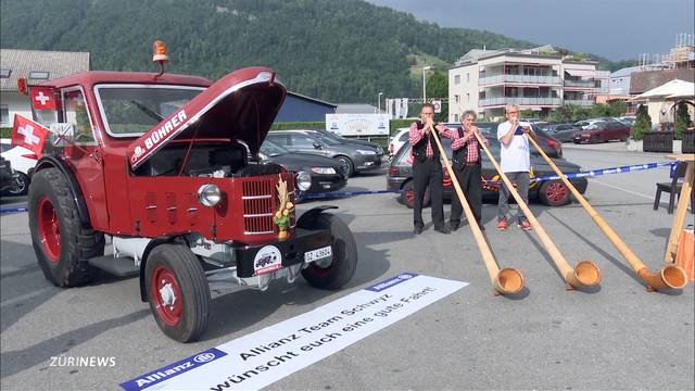 1800 Kilometer mit dem Traktor an die WM in Russland