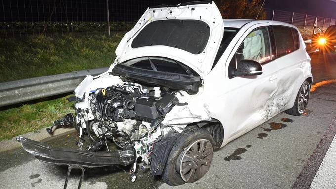 Verletzte E-Scooter-Fahrerin, gesperrte Autobahn: Mehrere Unfälle im Kanton Luzern