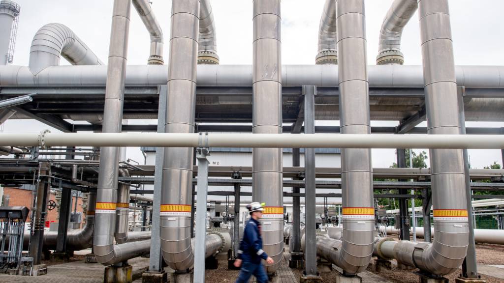 Preis für europäisches Erdgas steigt - Iran verstärkt Angriffe