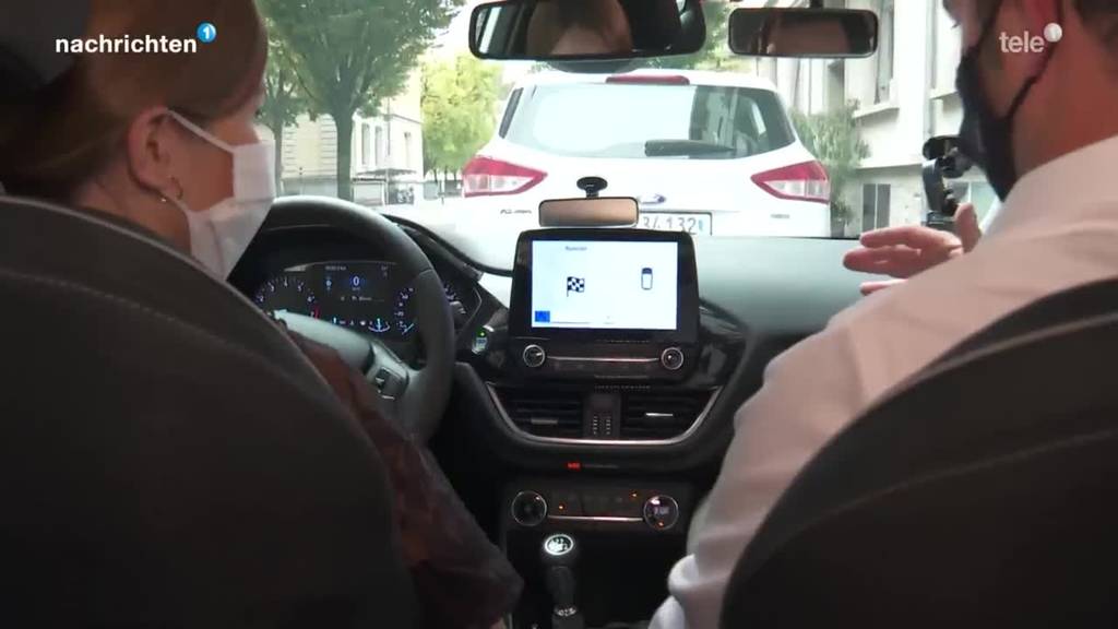 Fahrlehrer fordern Nachhilfe im automatisierten Fahren