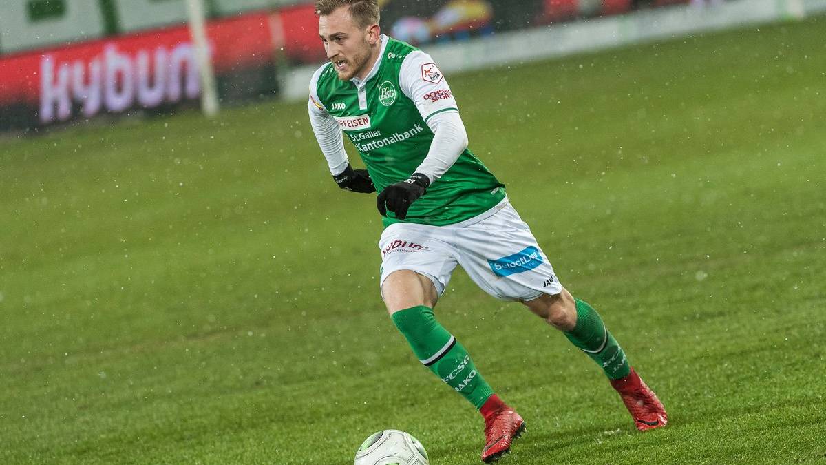 Der 21-jährige Gönitzer bleibt dem FC St.Gallen bis 2020 erhalten.