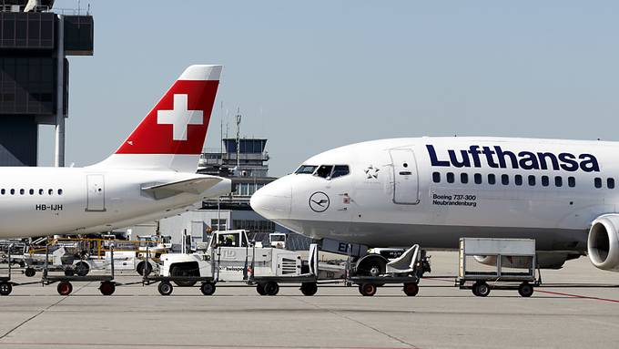 Lufthansa-Aktionäre stimmen für Staatseinstieg