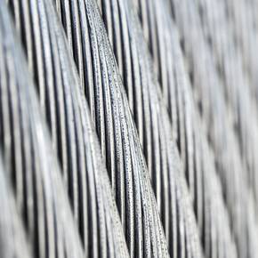 Brugg Cables baut 120 Stellen ab