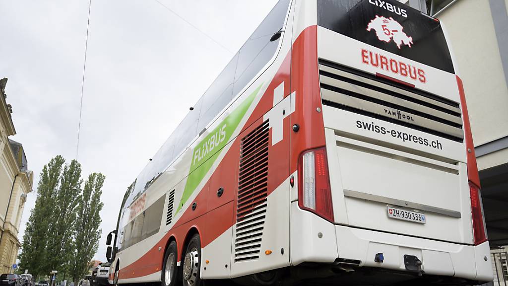 Der Fernbusanbieter Eurobus stoppt sein innerschweizerisches Angebot namens «Swiss-Express». Es geht um drei Linien in der Deutschschweiz, die von sechs Bussen betrieben werden. (Archivbild)