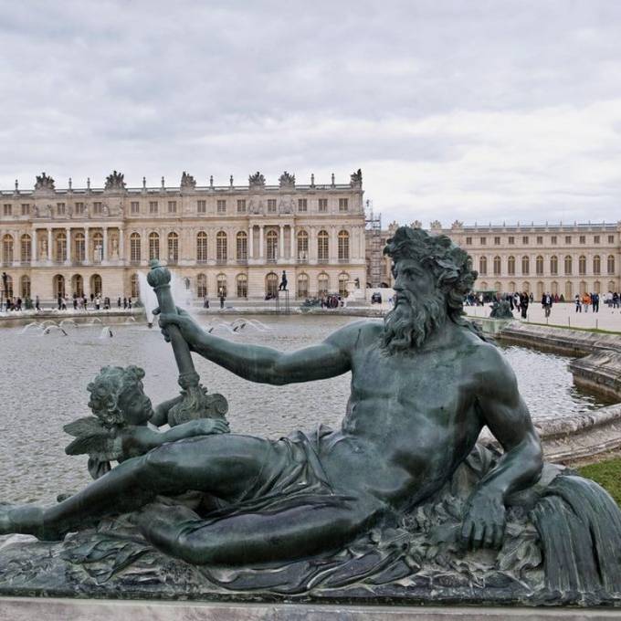 Schloss Versailles erneut wegen Bombendrohung evakuiert