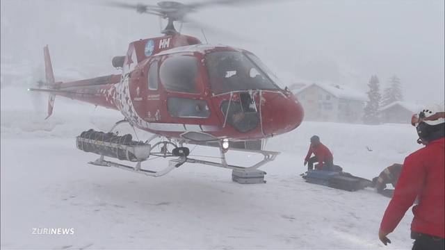 Bahnunterbrüche und Isolation: Die Schweiz versinkt im Schnee