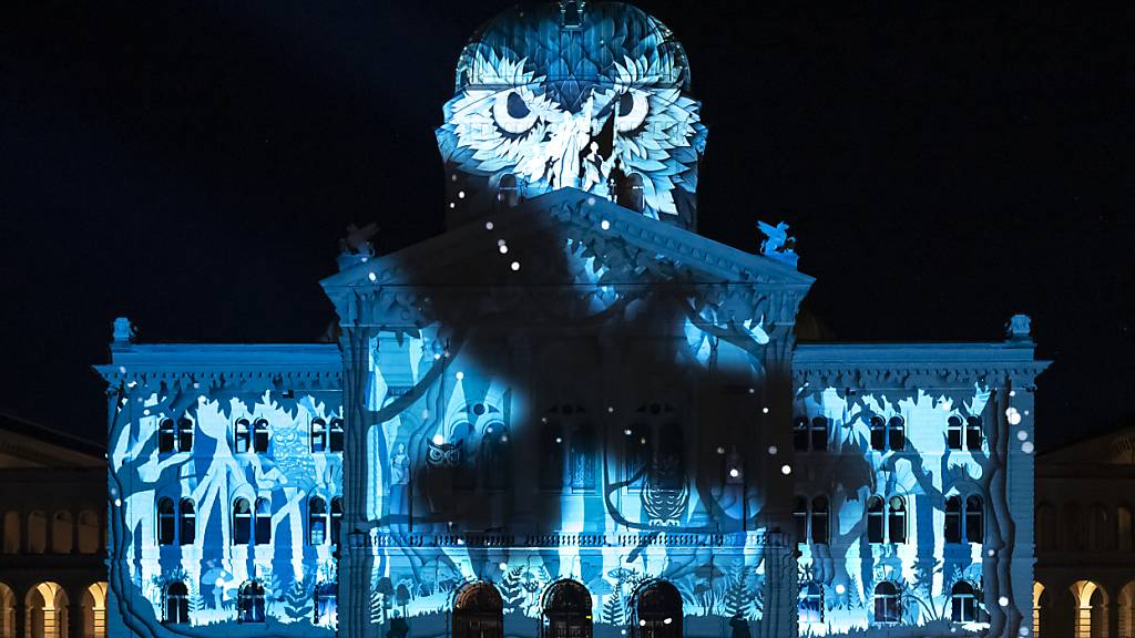 Fast 20'000 Personen an Premiere von «Volare» auf dem Bundesplatz