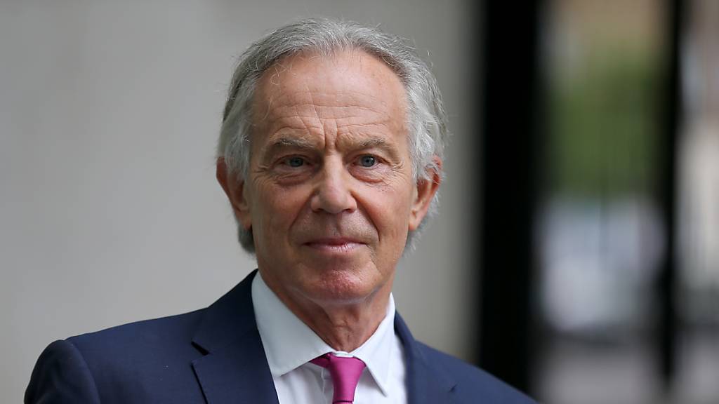ARCHIV - Tony Blair, ehemaliger Premierminister von Großbritannien, kritisiert «merkwürdige Taktik» der Nato. Foto: Tayfun Salci/ZUMA Wire/dpa