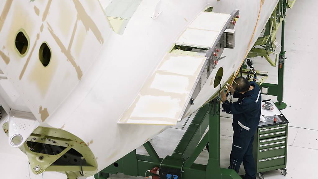Kunststoffhersteller Gurit liefert weiterhin Teile für den Bau von Pilatus-Flugzeugen (Archivbild)