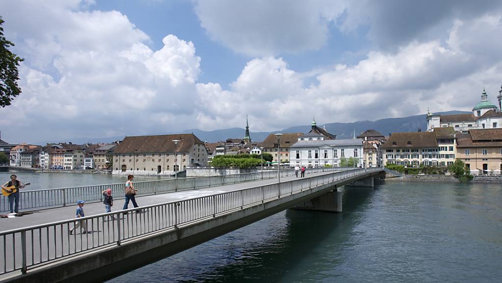 Im Kanton funktioniert der Finanzausgleich zwischen den reichen und armen Gemeinden. Die Stadt Solothurn (Bild) zahlt in den Ausgleichstopf ein. (Archivbild)