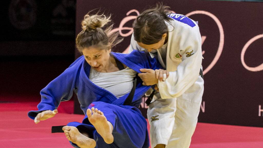 Fabienne Kocher (in blau) während der WM im Juni in Budapest