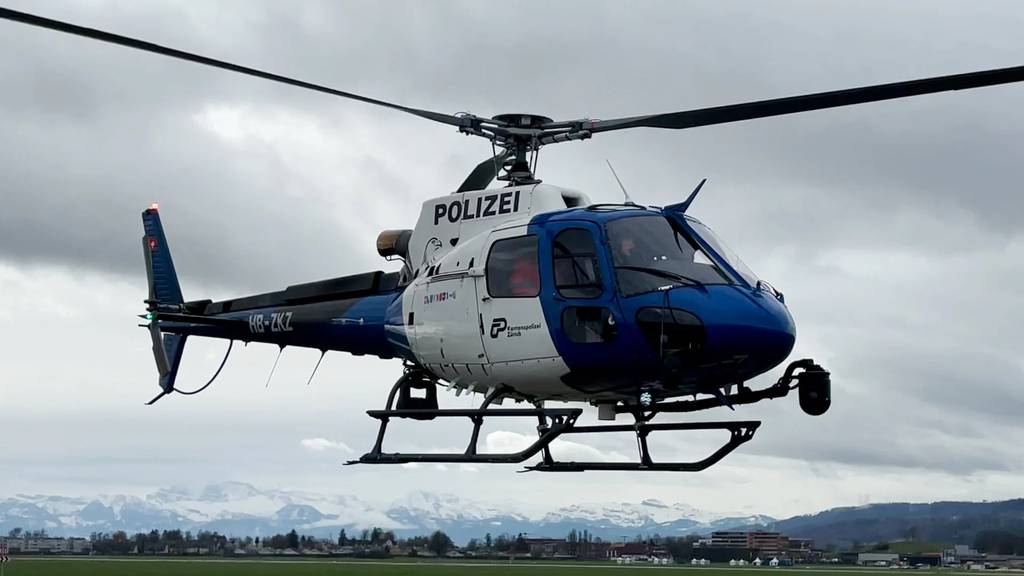 Der Helikopterpilot im Dienst der Polizei