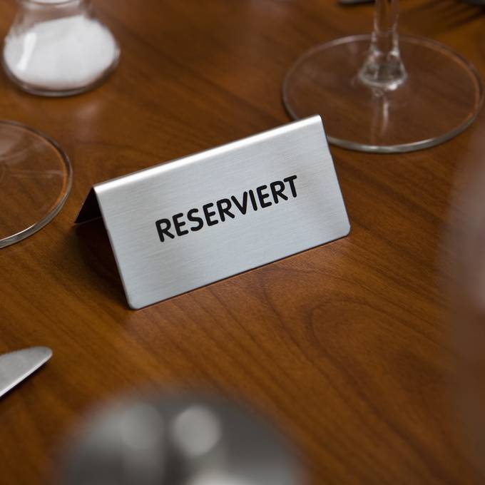Darum besetzen diese Berner Restaurants Tische doppelt 