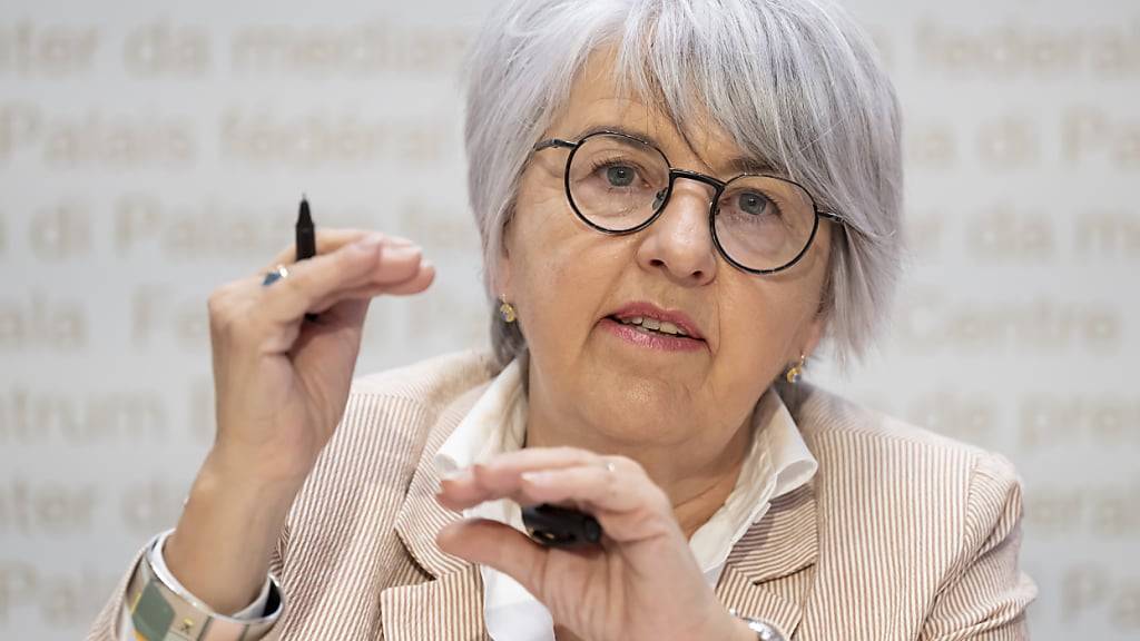 Gesundheitsministerin Elisabeth Baume-Schneider appellierte am Abend des Abstimmungssonntags an alle Akteure des Gesundheitswesens, ihre Sparanstrengungen zu verstärken.