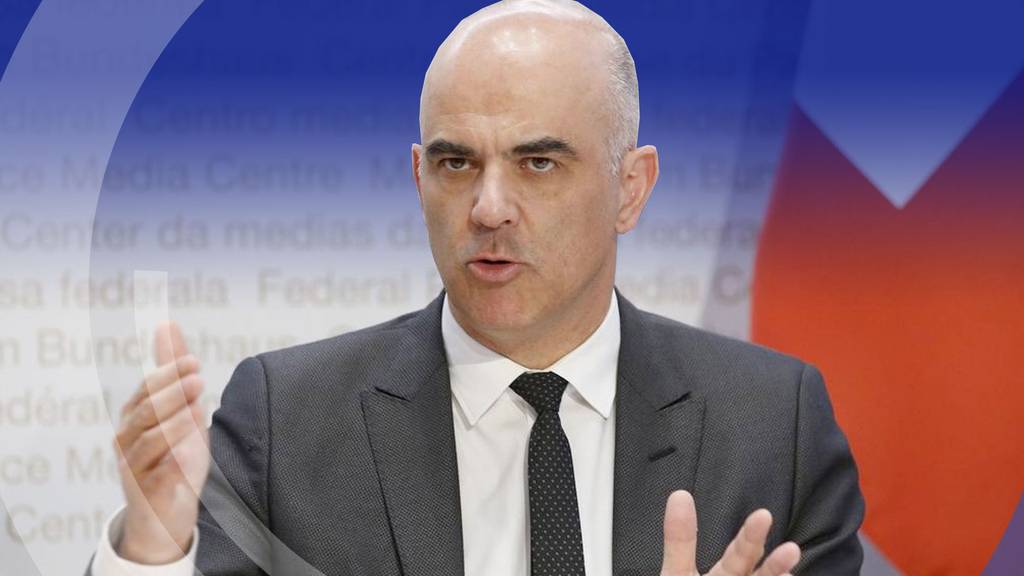 Alain Berset vergleicht die Omikron Variante mit einer Erkältung