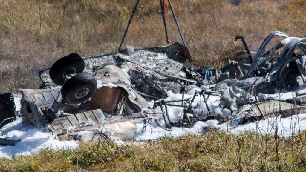 Zwei Tote: Die beiden Piloten überlebten den Absturz des Super-Puma-Helikopters beim Gotthard-Hospiz nicht.