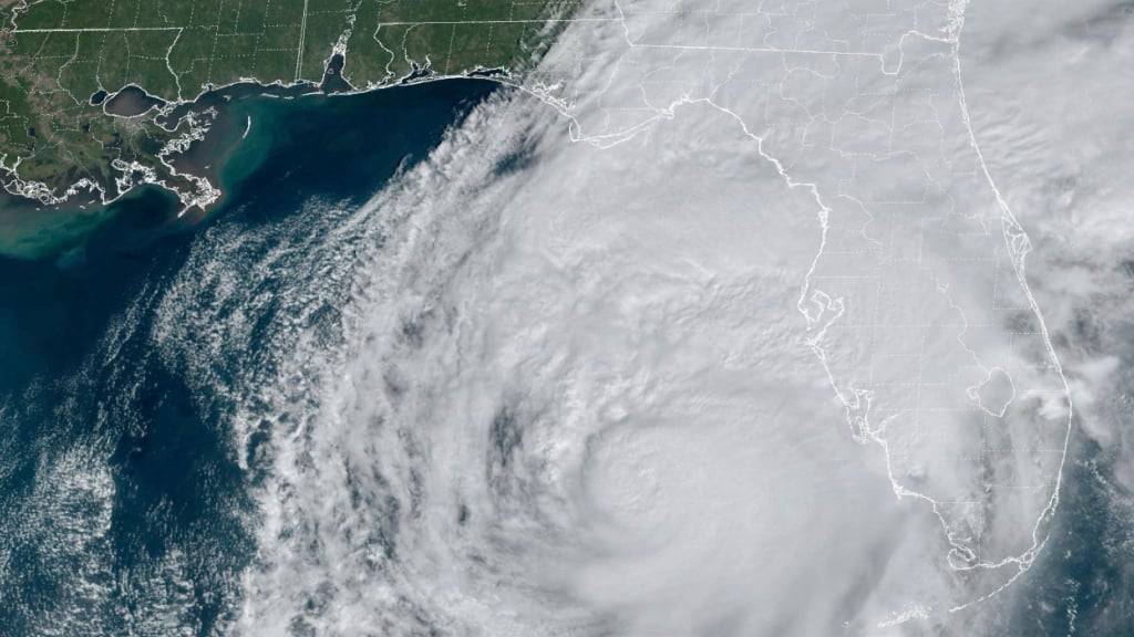 HANDOUT - Hurrikan «Milton» im Golf von Mexiko vor der Küste Floridas. Foto: National Oceanic and Atmospheric Administration/AP/dpa/Archivbild