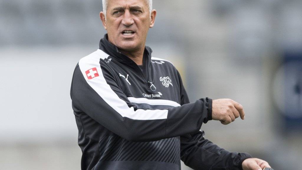 Vladimir Petkovic bleibt zwei weitere Jahre Schweizer Nationaltrainer.