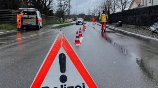 Tödlicher Verkehrsunfall in Oetwil am See