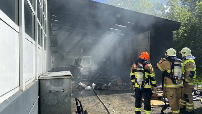 Brand in Siglistorf löst Grosseinsatz der Feuerwehr aus