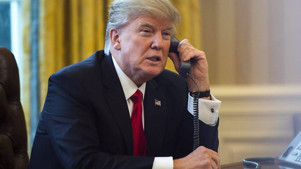 US-Präsident Donald Trump versucht per Telefon eine breite Allianz in Asien gegen Nordkorea zu schmieden und telefoniert mit zahlreichen Regierungschefs der Region. (Archivbild)
