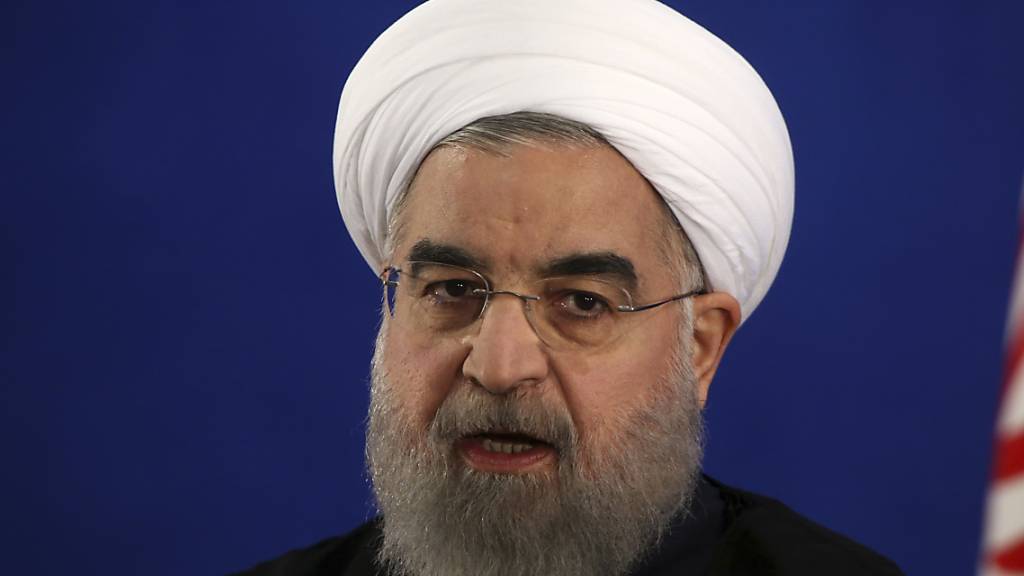 Die vom iranischen Präsidenten Ruhani seit Mai eingeführten Lockerungen haben nach Einschätzung des Gesundheitsministeriums dazu geführt, dass die Bevölkerung die Corona-Pandemie nicht mehr ernst nimmt. (Archivbild)
