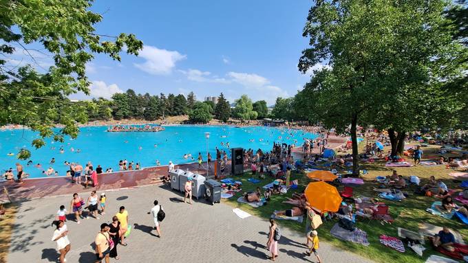 Berner Badis feiern Besucherrekord wegen Hitzesommer