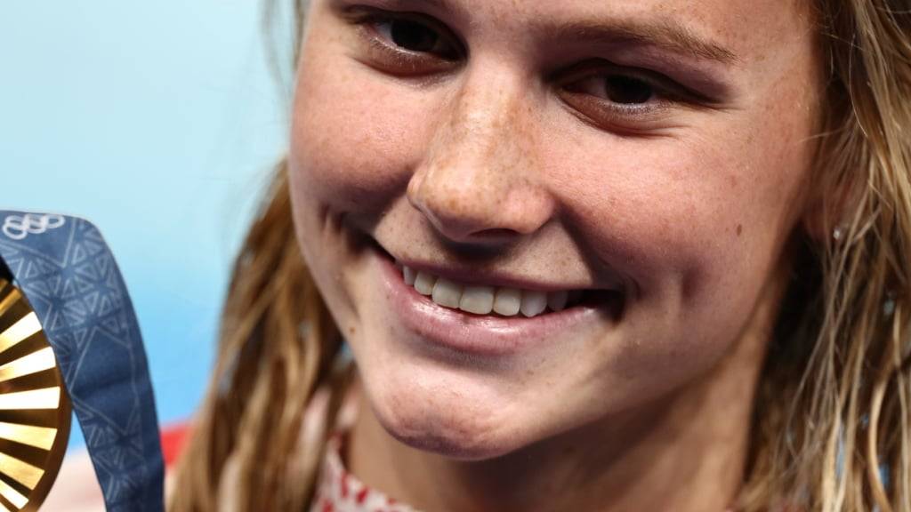 Topfavoritin für die WM im Juli: Die dreifache Olympiasiegerin Summer McIntosh unterbot den Weltrekord über 400 m Crawl um mehr als eine Sekunde