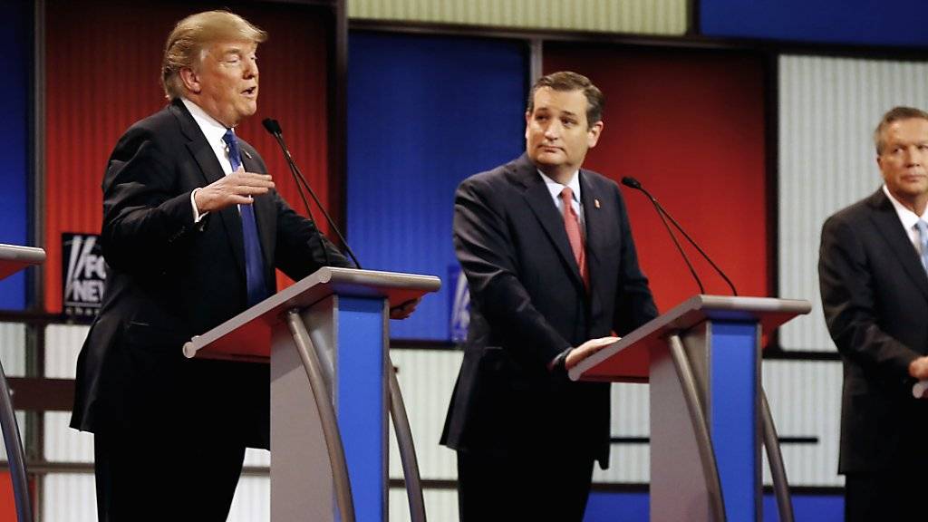Donald Trump (links) soll im US-Präsidentschaftsrennen von Ted Cruz und John Kasich gemeinsam gestoppt werden. (Archivbild)