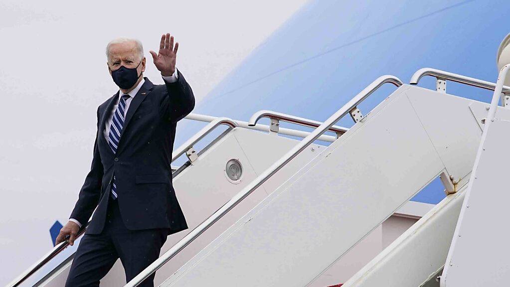 Joe Biden, Präsident der USA, kommt am Philadelphia International Airport an.