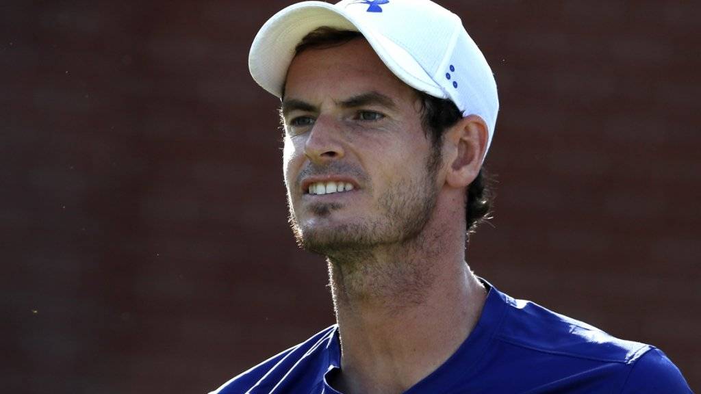 Ein unzufriedener Andy Murray musste beim Rasenturnier in Queen's früh die Segel streichen