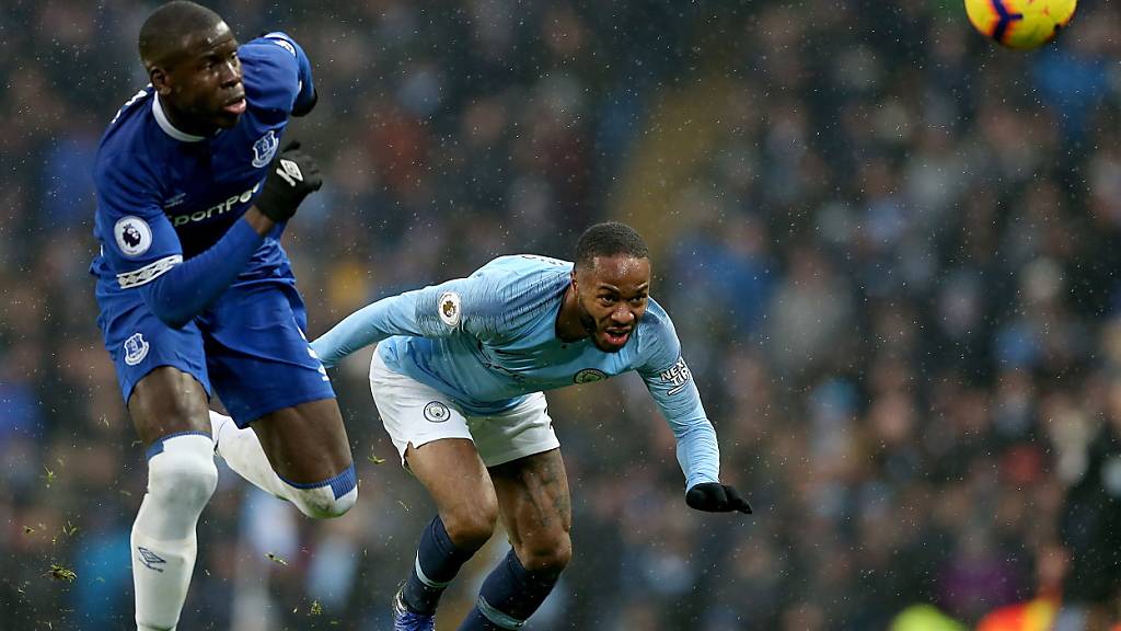 Der 27-jährige französische Fussball-Nationalspieler Kurt Zouma (links) soll seine Katze misshandelt haben. (Archivbild)