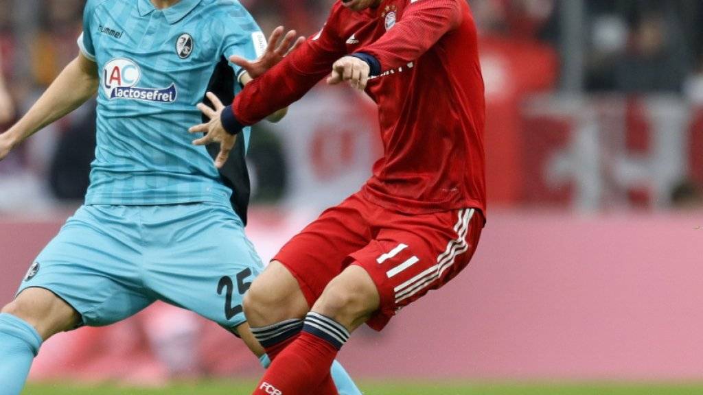 James Rodriguez (rechts) steht Bayern München vorderhand nicht zur Verfügung
