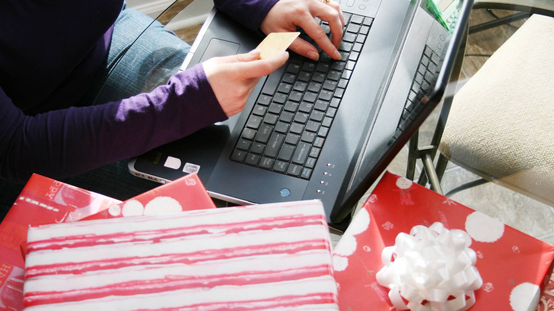 Ungewollte Weihnachtsgeschenke werden im wieder verkauft