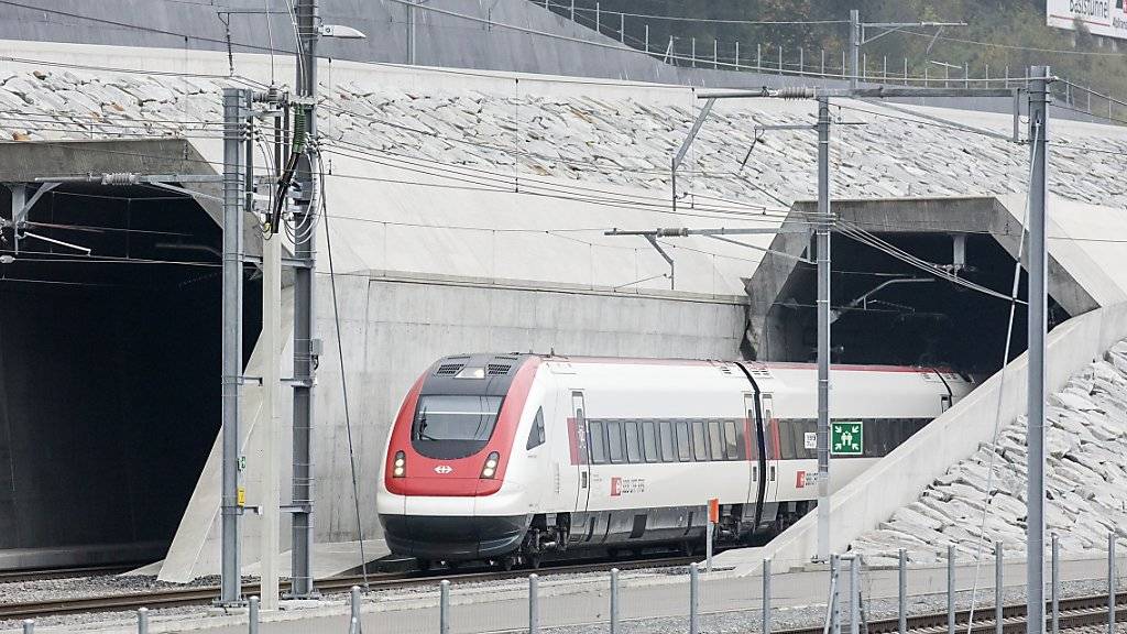 Der Gotthard-Basistunnel wird am 11. Dezember 2016 fahrplanmässig in Betrieb genommen (Archivbild).