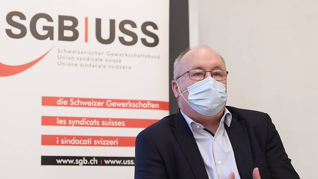 Der Präsident des Schweizerischen Gewerkschaftsbundes (SGB), Pierre-Yves Maillard, sieht derzeit Spielraum bei der Lockerung von Coronavirus-Massnahmen. (Archivbild)