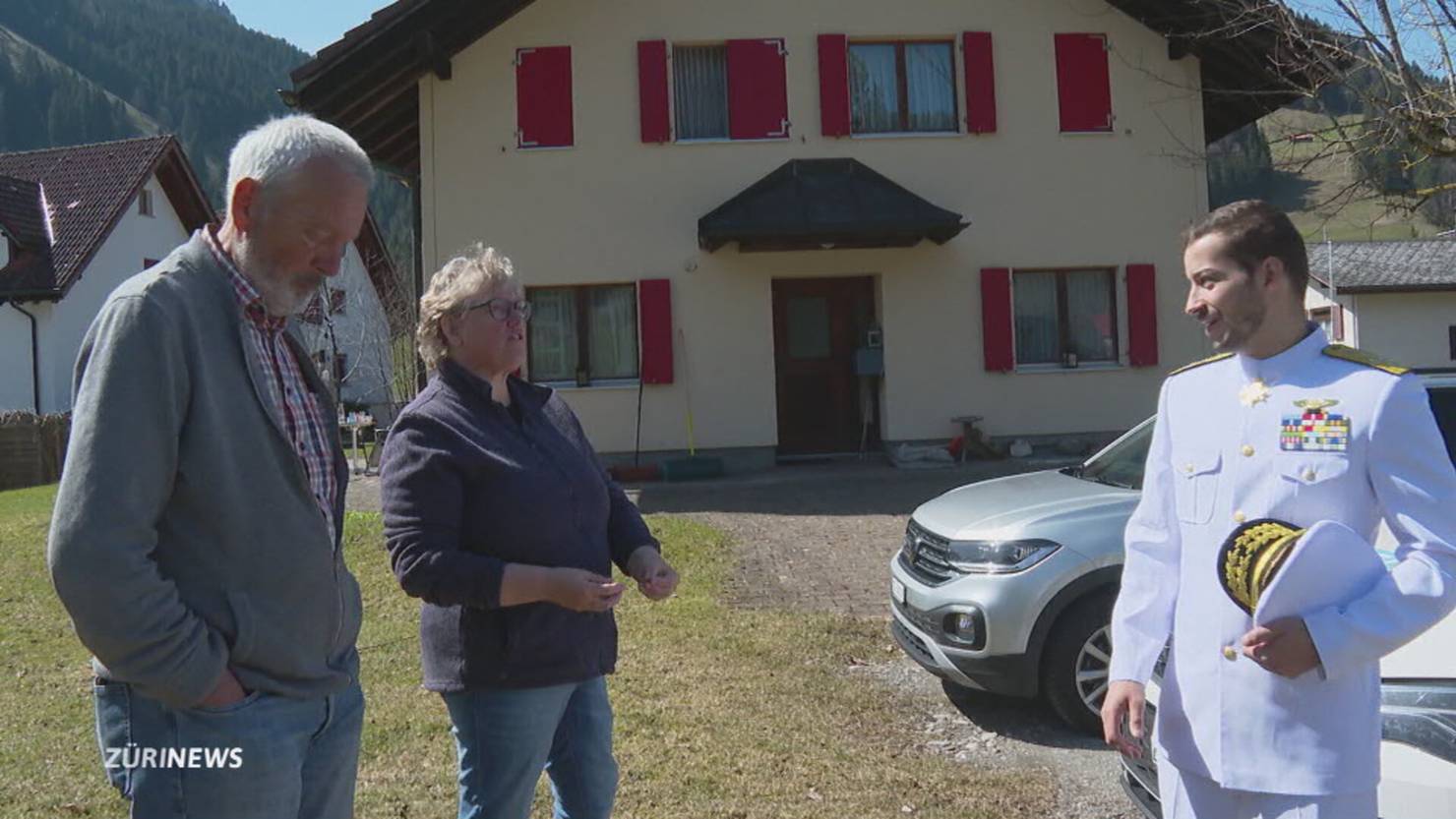 k-nig-der-schweiz-erweitert-sein-reich-telez-ri