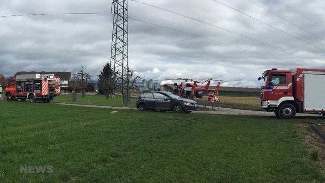 3 Verletzte nach Frontalkollision in Utzenstorf