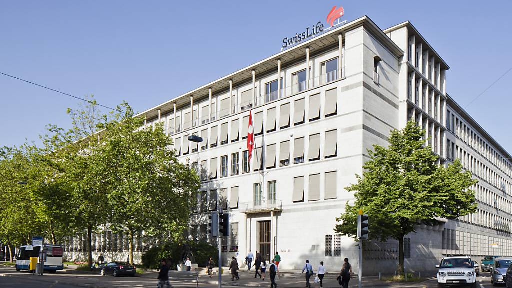 Mittelfristig verschieben sich Arbeitsplätze weg von Banken hin zu Versicherungen (Symbolbild)