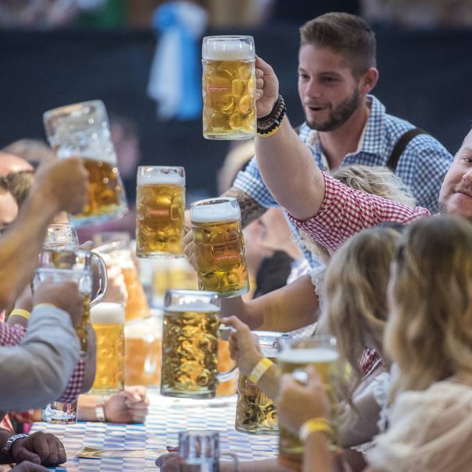 Brezel, Weisswürste und Bier: Hier wird im Mittelland das Oktoberfest gefeiert
