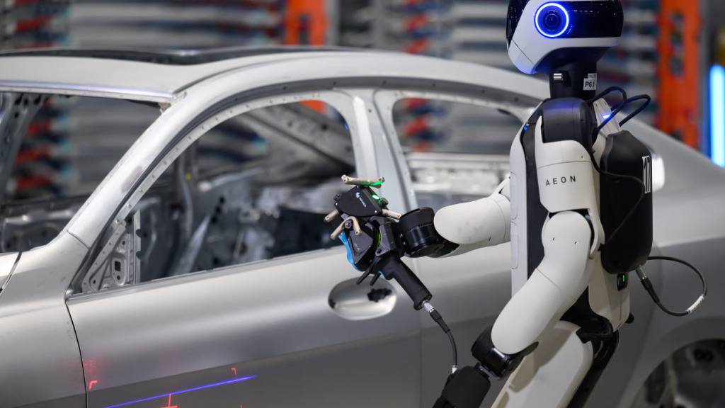 BMW baut weltweit 8'000 Jobs ab