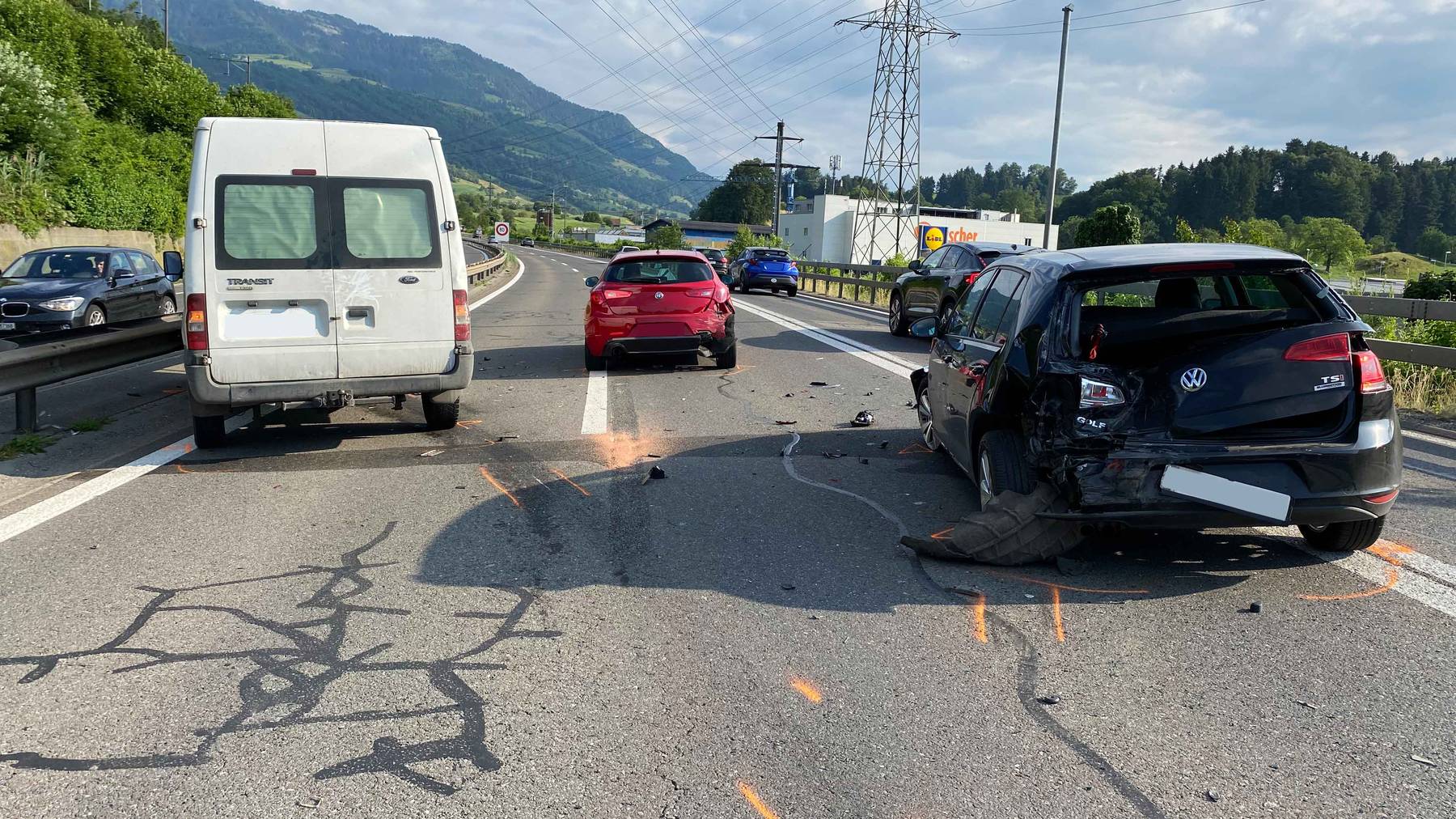 Unfall A4 Richtung Schwyz