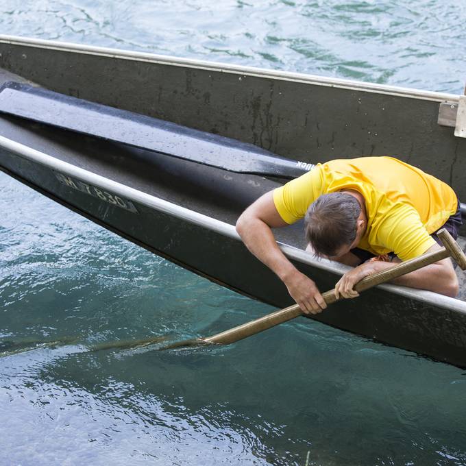 36-Jähriger paddelt betrunken in gestohlenem Boot auf dem Rhein