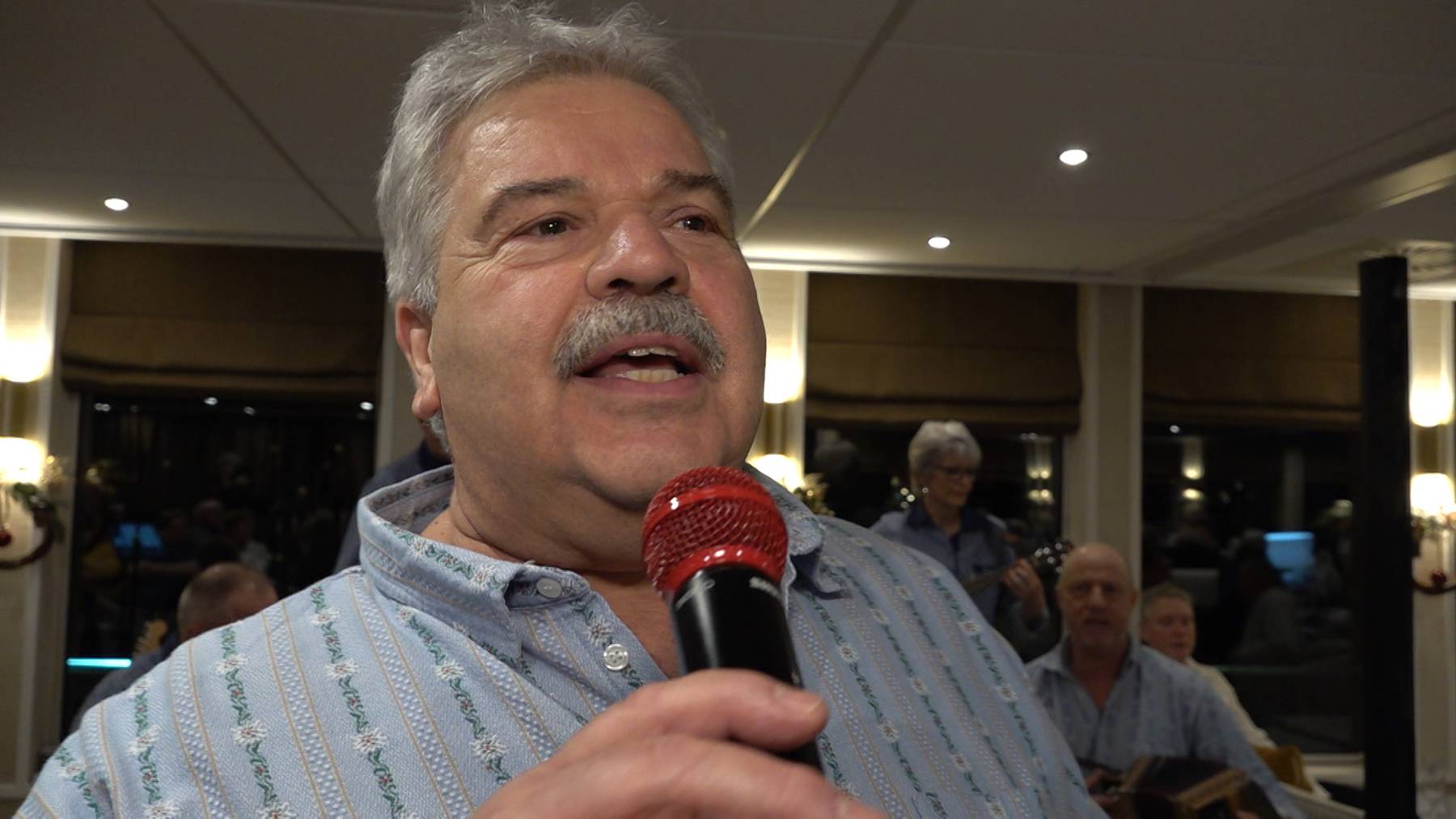 Thumb for Der singende Wirt