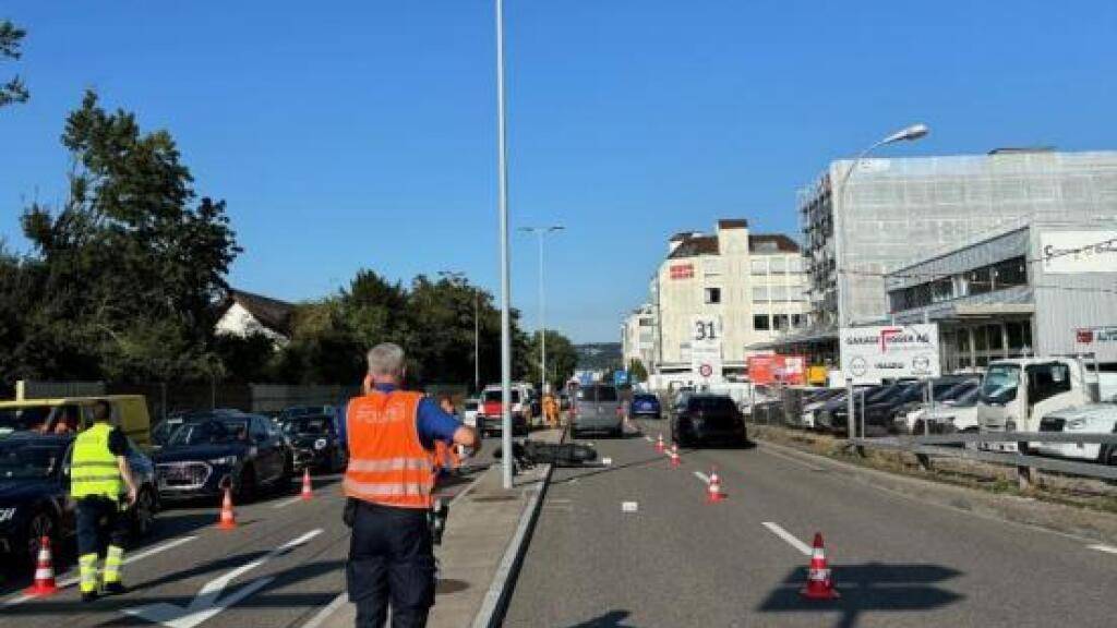 Motorradlenker stirbt bei Selbstunfall in Urdorf