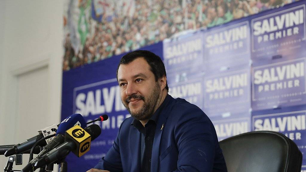 Die Lega Nord will das «Nord» aus dem Emblem streichen und eine nationale Partei werden. Lega-Chef Matteo Salvini will verstärkt im südlichen Italien Fuss fassen. (Archivbild)