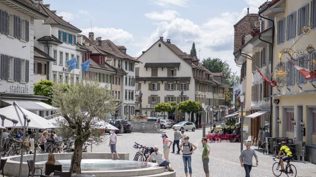 Die Stadt Sursee (Archivbild) sowie die Gemeinden Mauensee und Oberkirch prüfe eine engere Zusammenarbeit ihrer Bauämter.